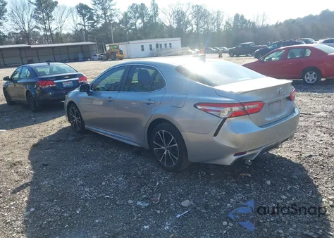 2020 Toyota Camry Se z USA, uszkodzony, nr VIN 4T1G11AK0LU900780